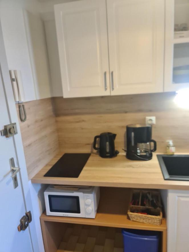Très beau studio cabine Agde Extérieur photo