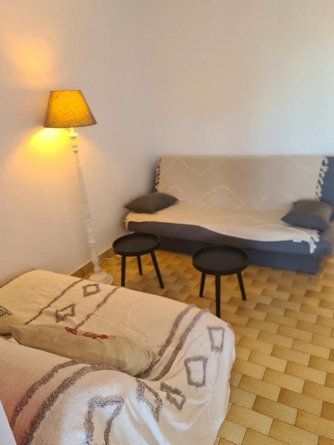 Très beau studio cabine Agde Extérieur photo