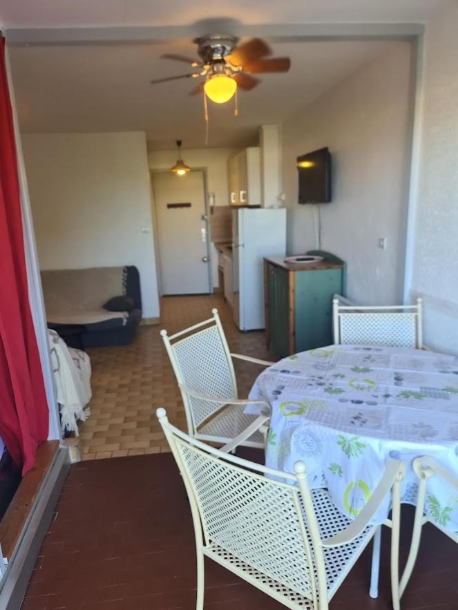 Très beau studio cabine Agde Extérieur photo